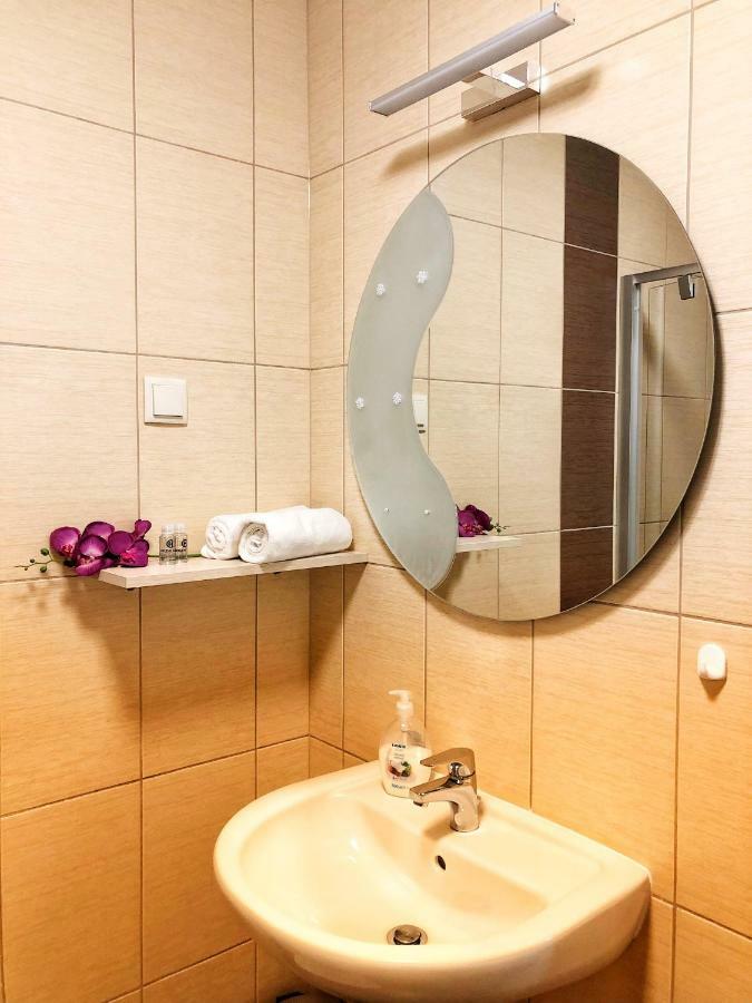 Boro Apartman Тисафюред Экстерьер фото